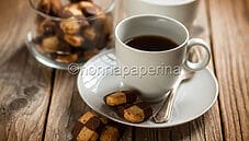 Biscotti a scacchi con frolla sablè, perfetti a merenda