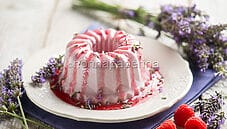 Budino alla lavanda, un dessert profumato Budino alla lavanda, un dessert profumato