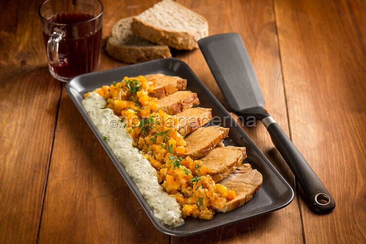 maiale arrosto con chutney