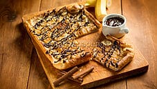 Sfogliata di banane al Grand Marnier, un dolce unico