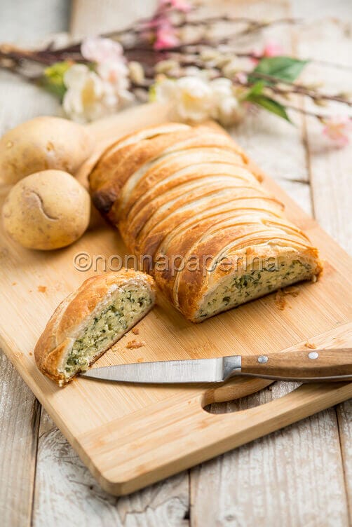 Strudel con patate e spinaci