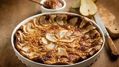 Clafoutis con pere e confettura di banane