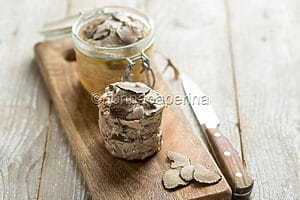 Truffled veal millefeuille, a second course cooked in jars Truffled veal millefeuille, a second course cooked in jars