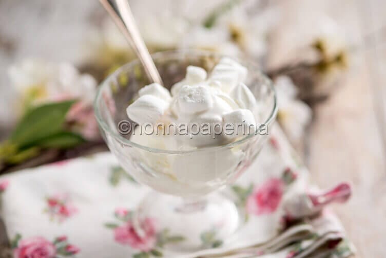 Gelato con i marshmallow
