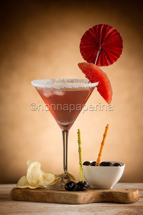 Martini cocktail con anguria