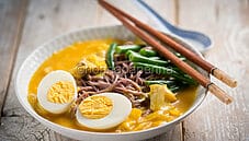 Mohinga birmano, il piatto nazionale del Myanmar