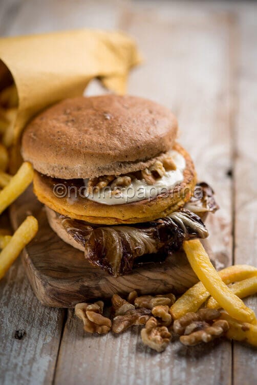 Hamburger di topinambur e zucca Hamburger di topinambur e zucca