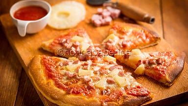 Hawaiian pizza