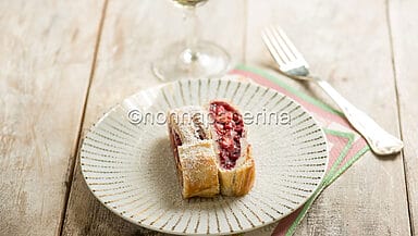 Strudel con frutti di bosco