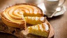 Torta di pere con crema al limone
