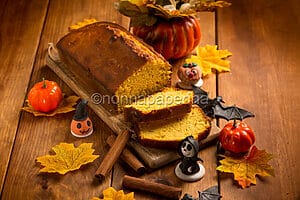 Pumpkin plumcake, a dessert for Halloween