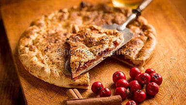 Torta con azzeruolo fresco