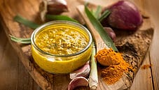 Salsa alla citronella, il condimento perfetto per i secondi Salsa alla citronella, il condimento perfetto per i secondi