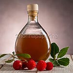 Strawberry tree vinegar, excellent for vegetables and side dishes Strawberry tree vinegar, excellent for vegetables and side dishes
