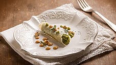 Cannolo di caprino con crema di zucchine, un secondo gourmet