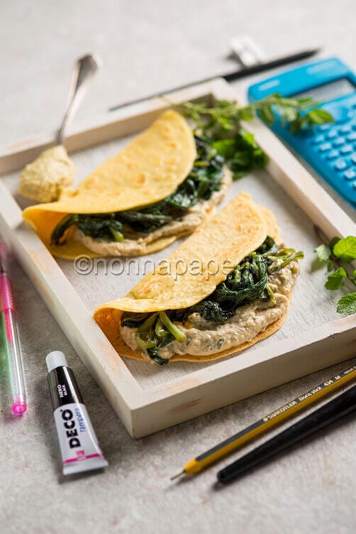 Farinata con hummus ed erbette Farinata con hummus ed erbette