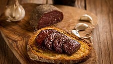 Pitina con aceto, come valorizzare il celebre salame