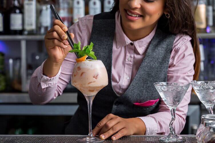 barman donna barman donna