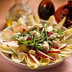 Camembert and apple salad, a sweet and savoury dish