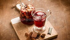 Ippocrasso, una bevanda storica aromatizzata al miele