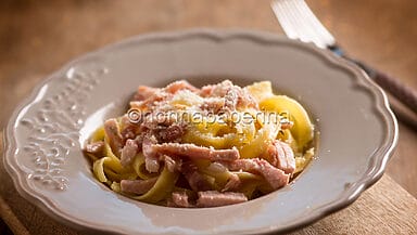 Tagliatelle rustiche alla porchetta