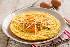 Whitebait omelette, la frittatona della cucina neozelandese Whitebait omelette, la frittatona della cucina neozelandese