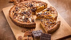 Crostata con mele e crema di arachidi