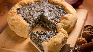 Torta di borragine e yogurt