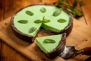 Crostata senza cottura alla menta e cioccolato, una delizia Crostata senza cottura alla menta e cioccolato, una delizia
