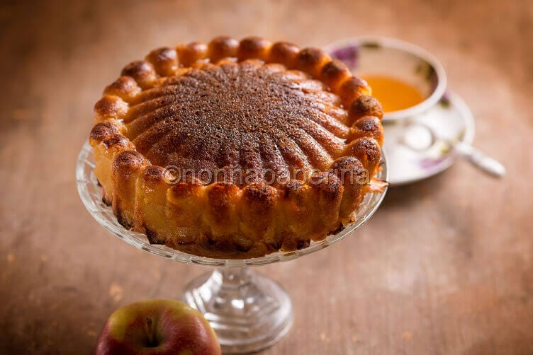 Torta al miele e gelsomino