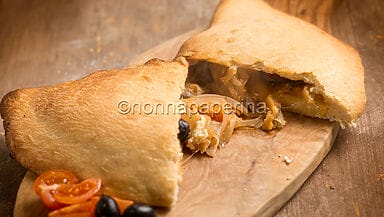 Calzone pugliese