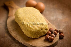 Pasta frolla alle nocciole, una base buona e versatile Pasta frolla alle nocciole, una base buona e versatile