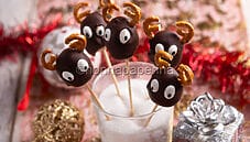 Renne golose alle nocciole, dei dolci natalizi per bambini Renne golose alle nocciole, dei dolci natalizi per bambini