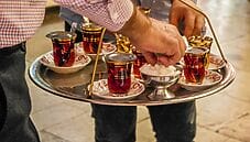 La tradizione del Tè turco, un mondo da esplorare