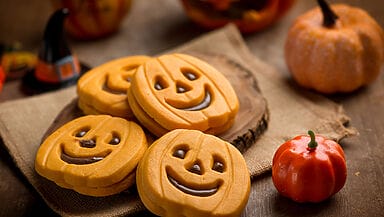 Biscotti di zucca con crema al gianduia