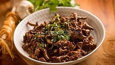 Finferli trifolati in padella, un contorno ricco di gusto Finferli trifolati in padella, un contorno ricco di gusto