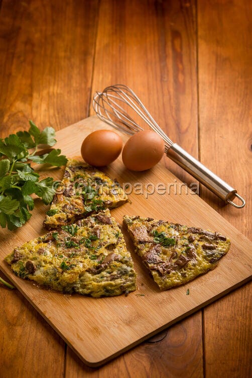 Frittata con funghi trifolati Frittata con funghi trifolati