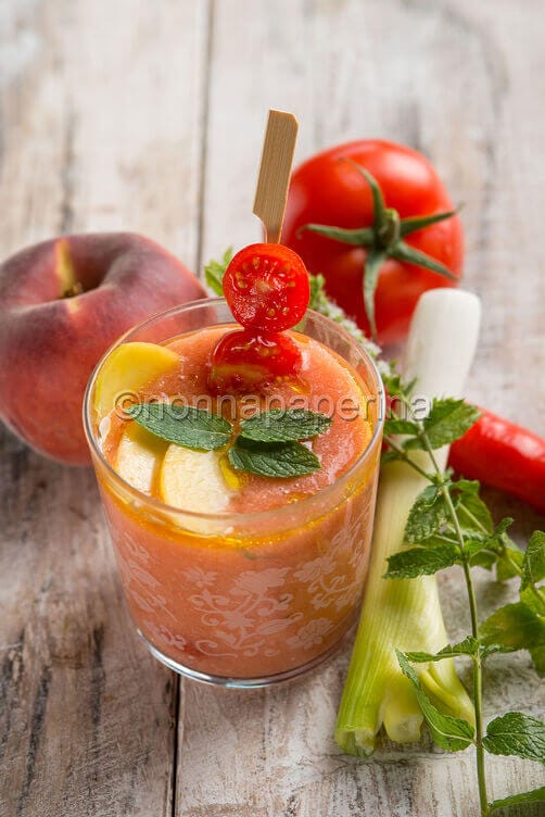 Gazpacho di pesche ( Gazpacho di pesche (
