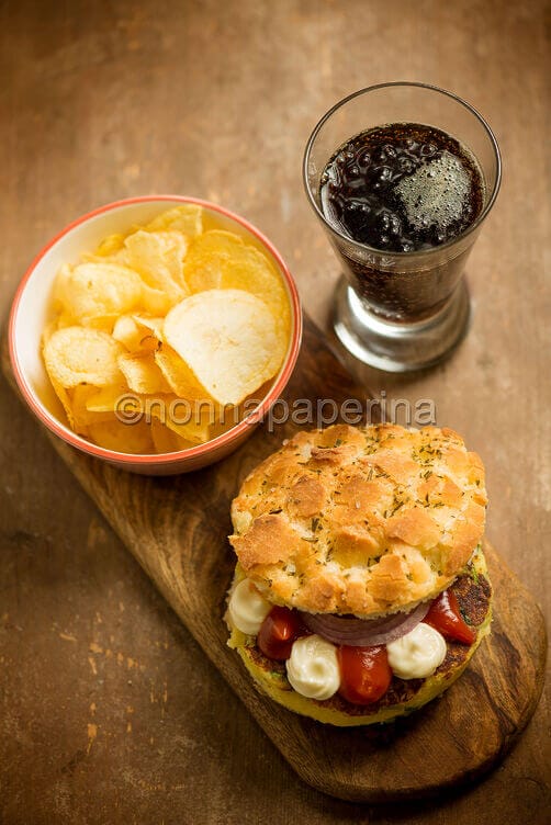 Hamburger di patate con porri e zucchine Hamburger di patate con porri e zucchine