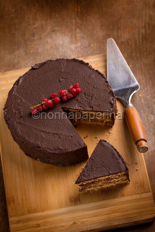 Torta al cioccolato e marmellata Torta al cioccolato e marmellata