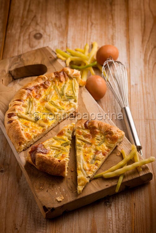 Torta salata con fagiolini