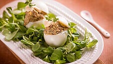 Uova ripiene con funghi, un antipasto con sorpresa