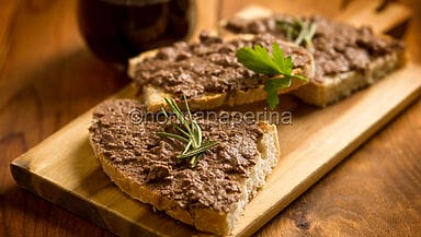 Crostini neri aretini