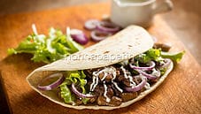 Piadina con suovas e porcini, uno street food multietnico Piadina con suovas e porcini, uno street food multietnico