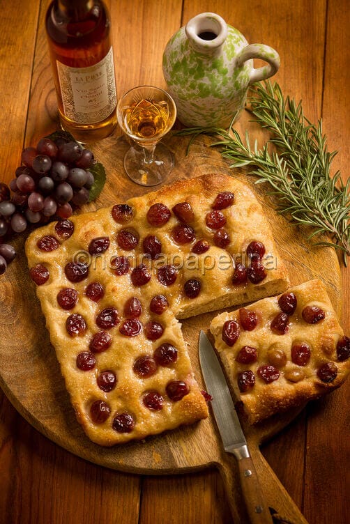 Schiacciata con uva Schiacciata con uva