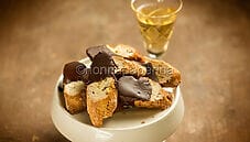 Cantucci al cioccolato, i biscotti toscani adatti a tutti