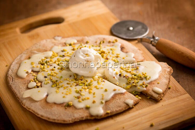 Pizza in padella senza lievito