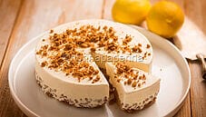 Torta fredda al limone con biscotti, una delizia estiva