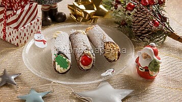Cannoli di pandoro