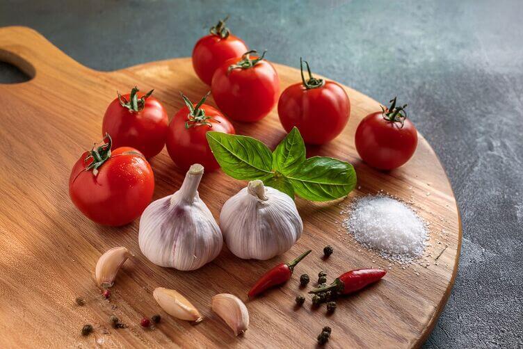 ingredienti sugo aglione 